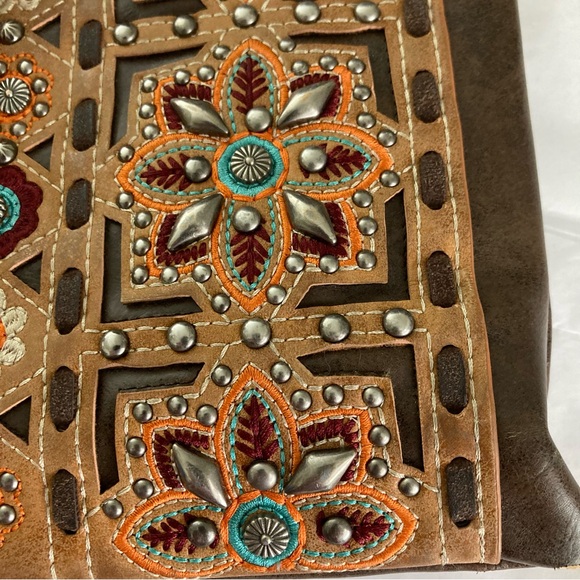 Montana West Crossbody Bag Purse Brown Leather Studded Concealed Western Floral - Picture 6 of 16